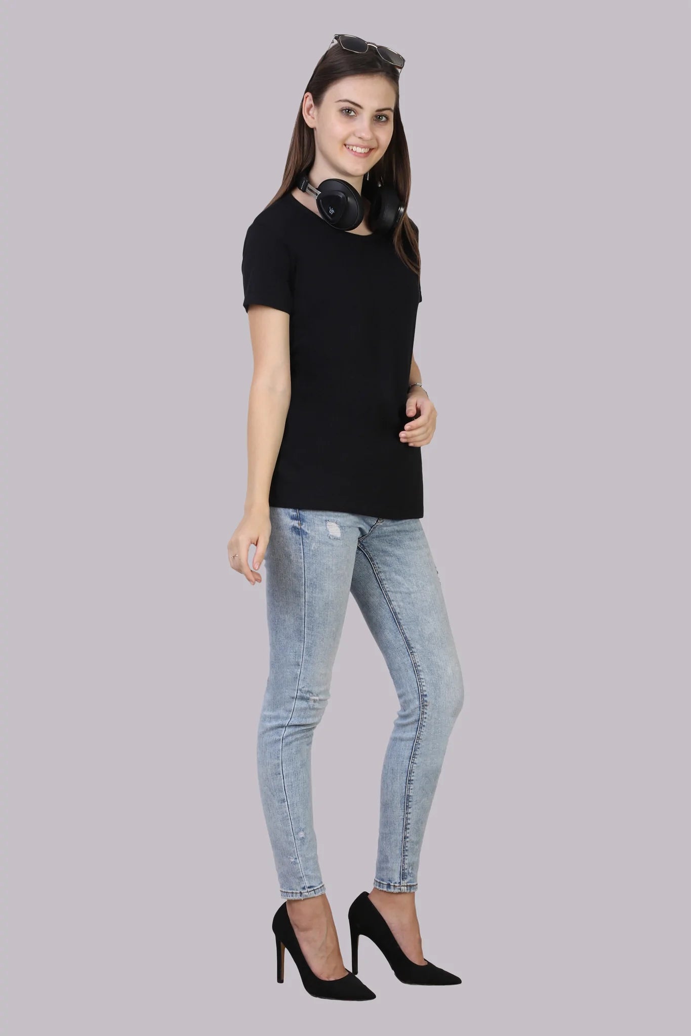 Women's Cotton Plain Round Neck Half Sleeve Black Color T-Shirt