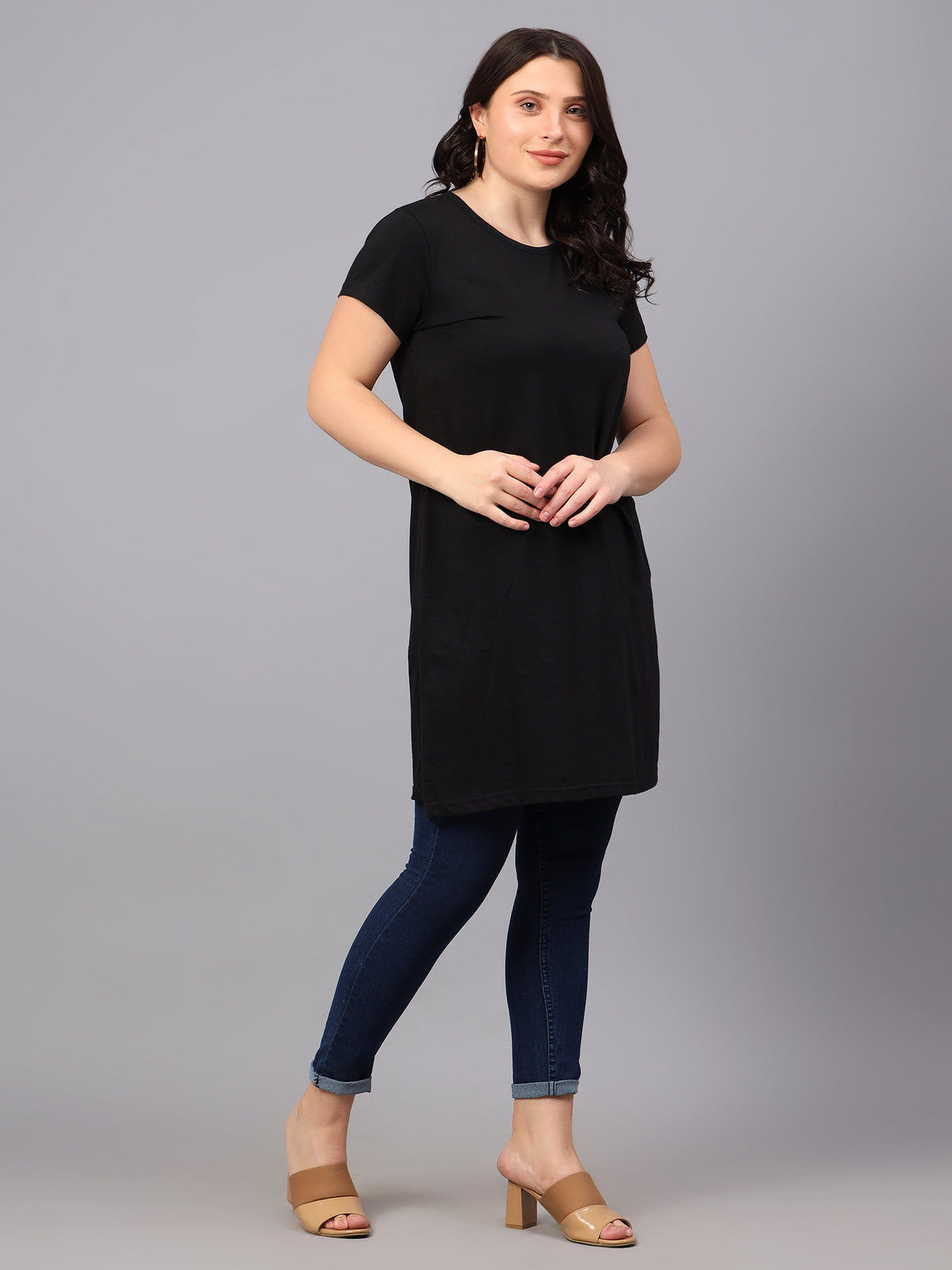 Women's Cotton Plain Round Neck Half Sleeve Long Top