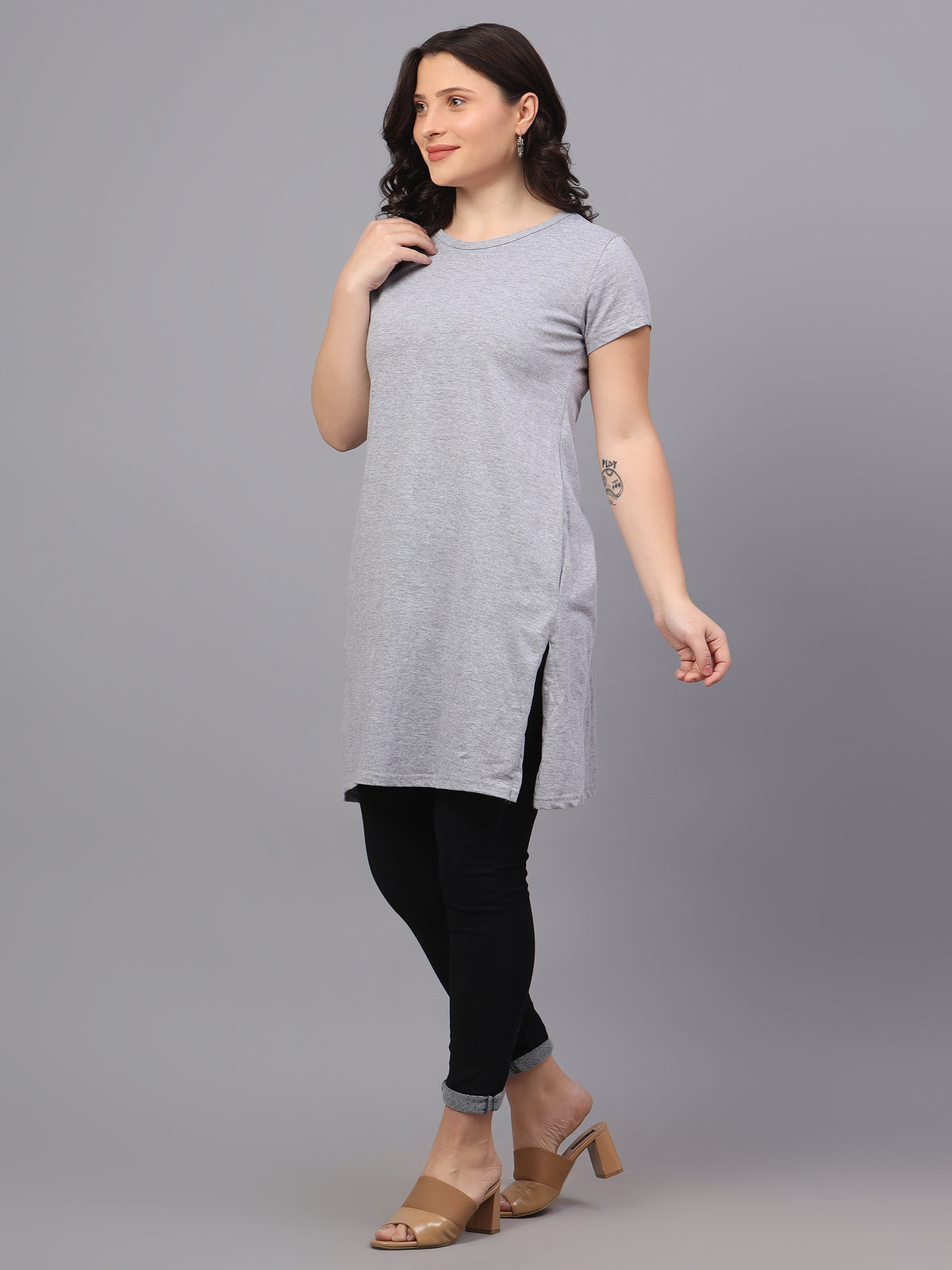 Women's Cotton Plain Round Neck Half Sleeve Long Top